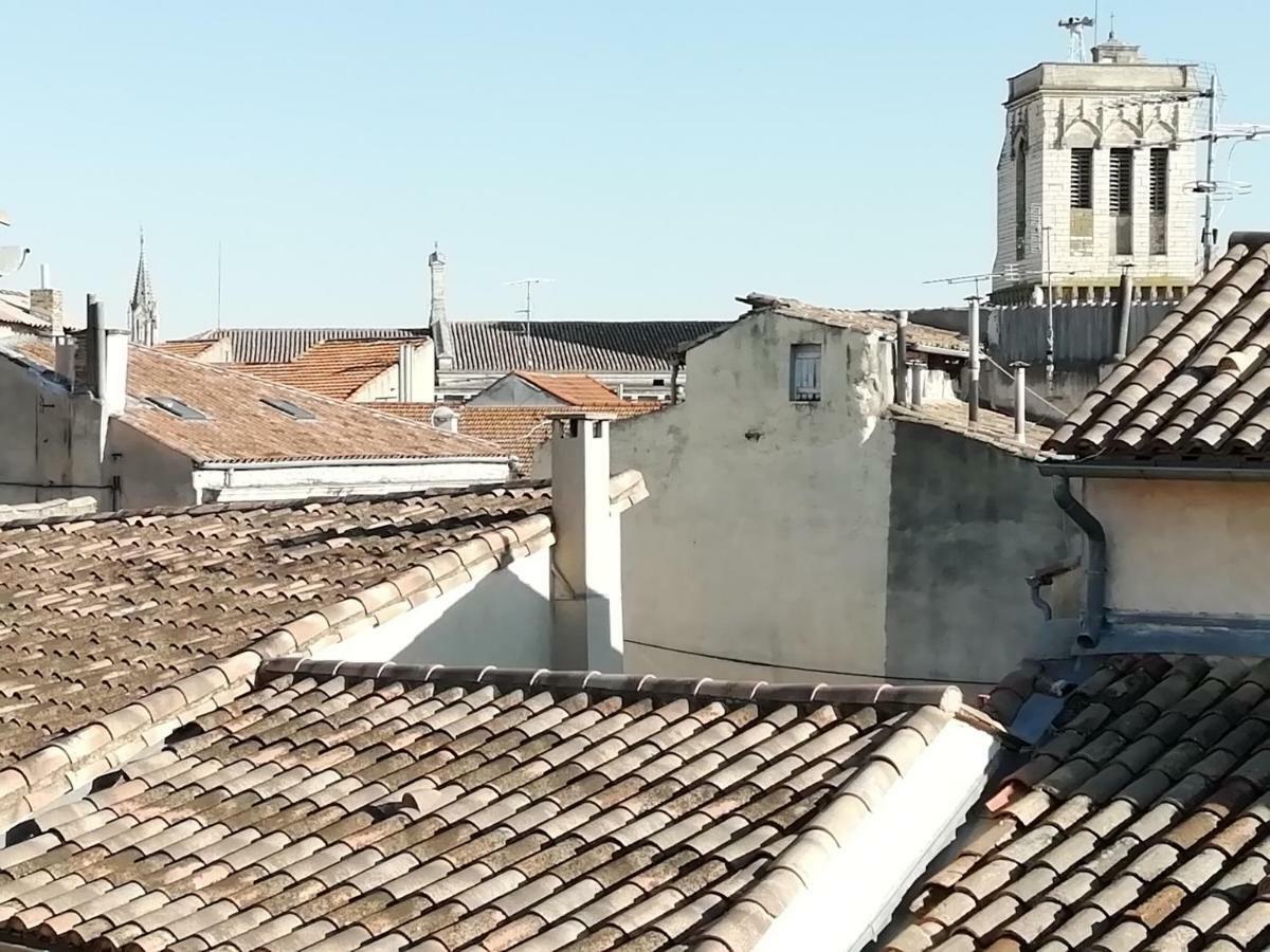 Le 39 Apartment Nimes Bagian luar foto
