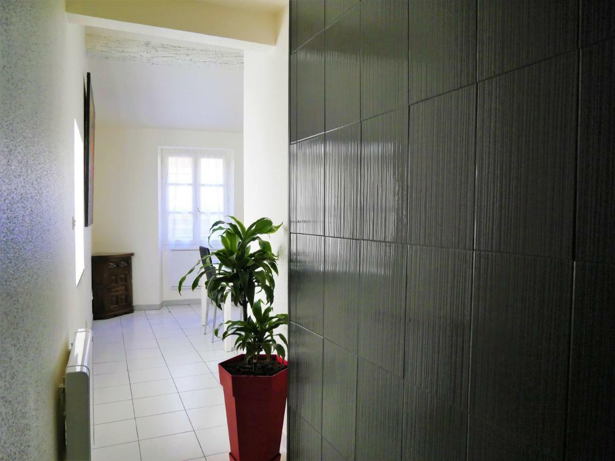 Le 39 Apartment Nimes Bagian luar foto