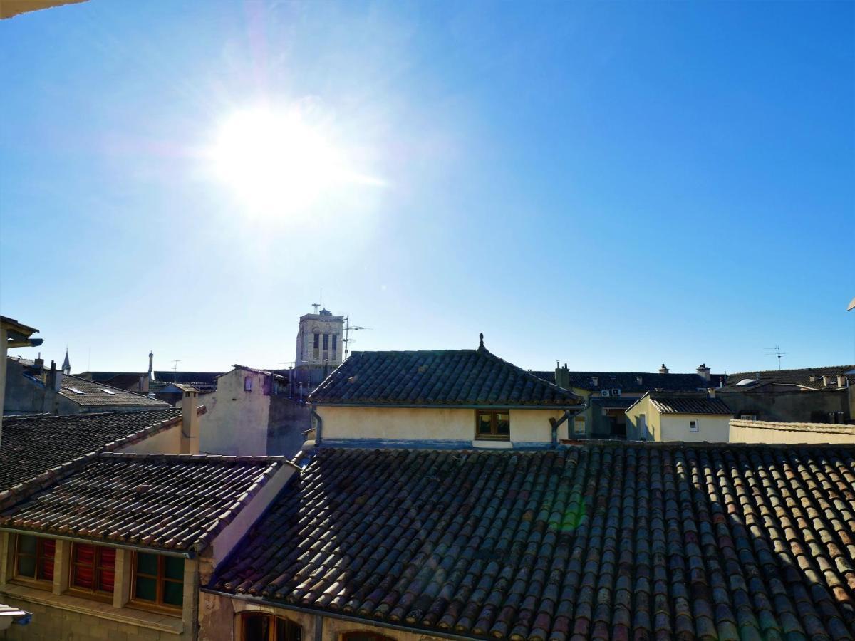 Le 39 Apartment Nimes Bagian luar foto